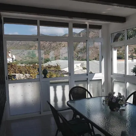 Casa Carmen Nerja 펜션 프리질리아나